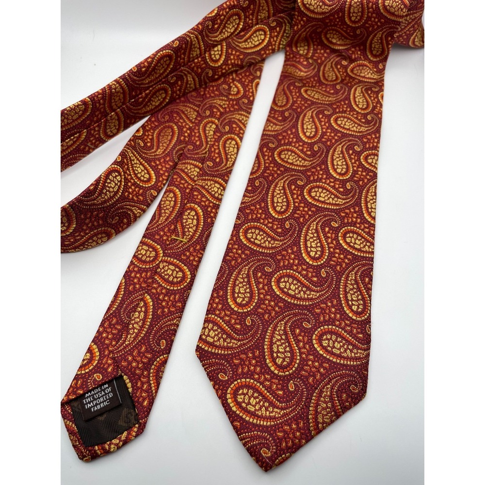 Robert Talbott Best of Class Silk Tie Burgundy Gold Paisley Made in USA Mens
